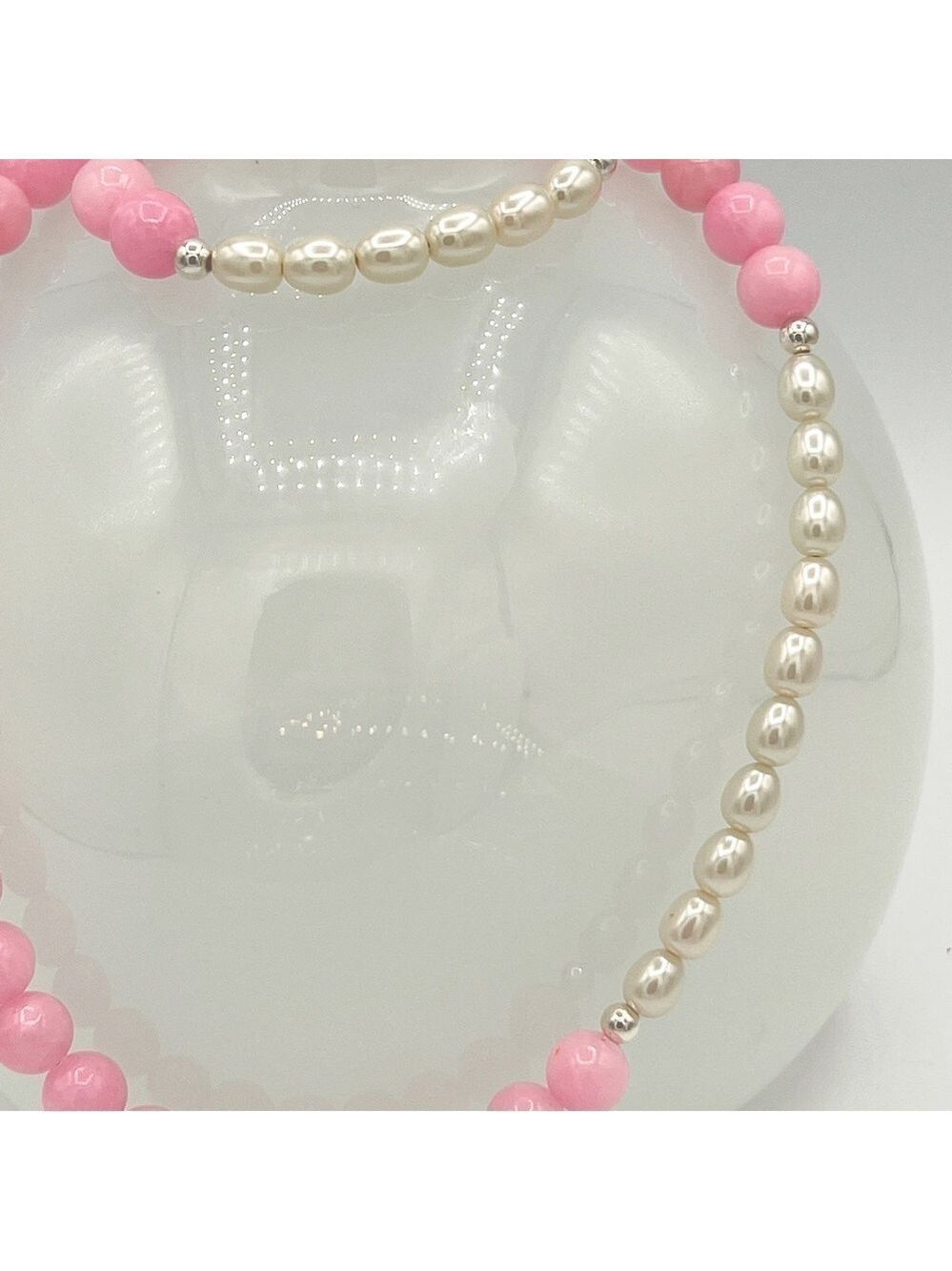 Light orchid natural jade and fresh water pearl choker and bracelet set - Picture 6 of 7
